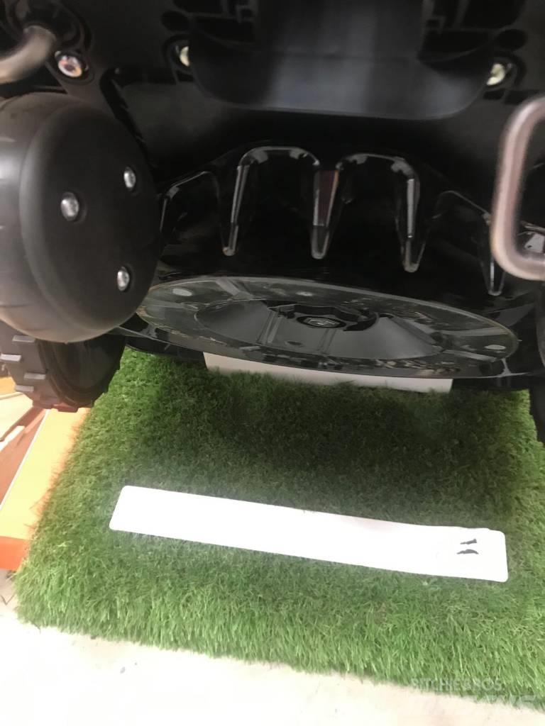 Stihl IMOW 7 EVO Robottiruohonleikkurit