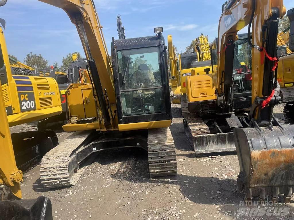 CAT 307 Minikaivukoneet < 7t