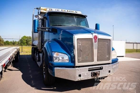 Kenworth T880 Sora- ja kippiautot