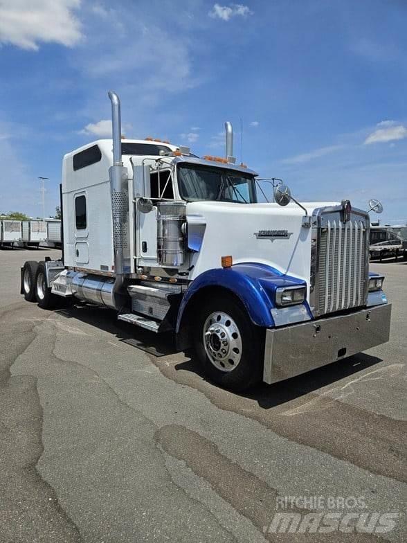 Kenworth W900 Vetopöytäautot