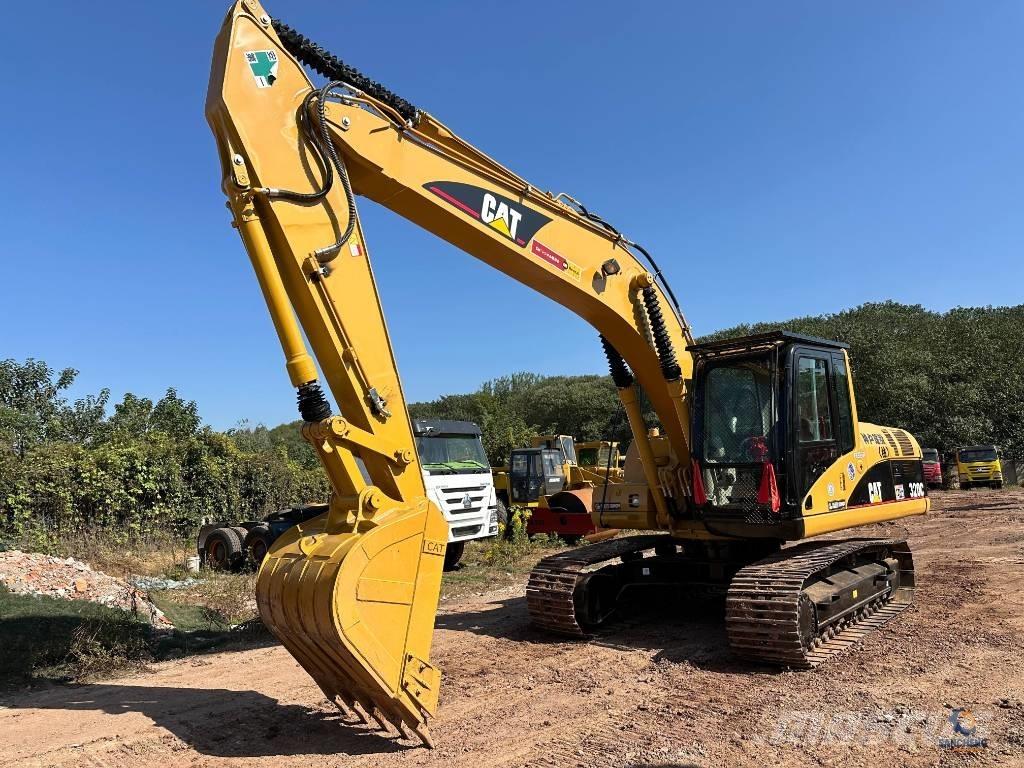 CAT 320 C Telakaivukoneet