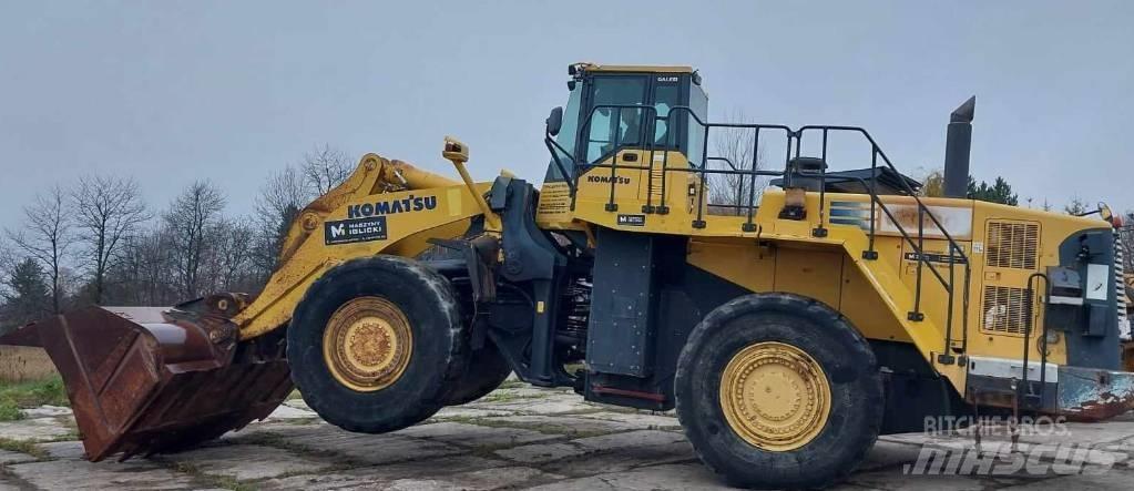 Komatsu WA 600-6 Pyöräkuormaajat