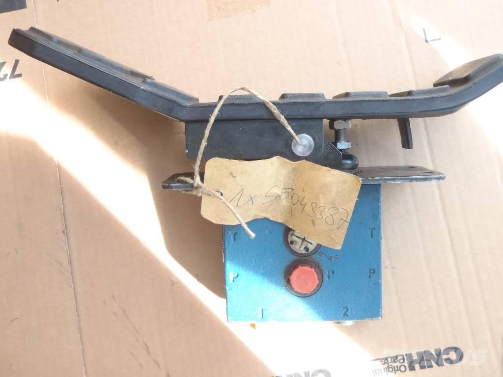 Rexroth Fusspedal Hydrauliikka