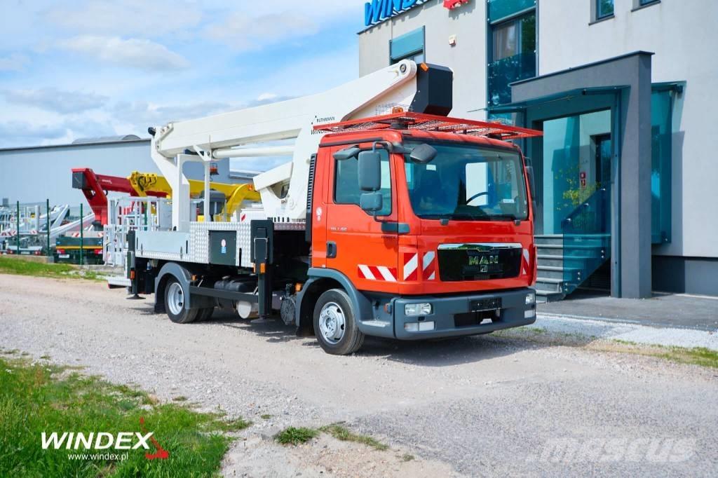 Ruthmann T 300 Nostolava-autot