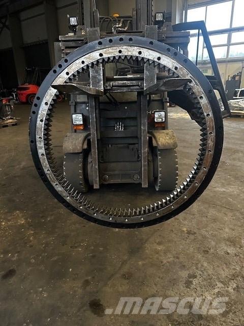CAT M 316 BEARING Alusta ja jousitus