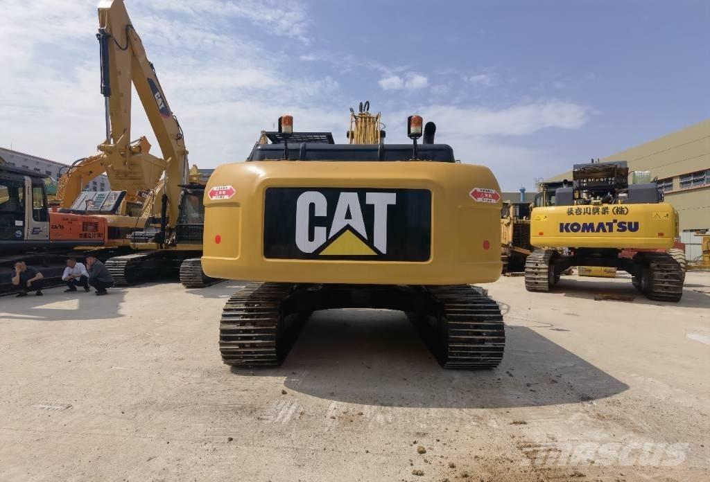 CAT 330 Telakaivukoneet