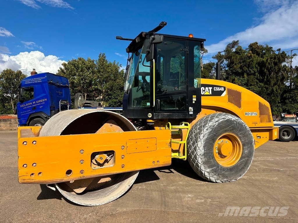 CAT CS 64 B Yksivalssijyrät