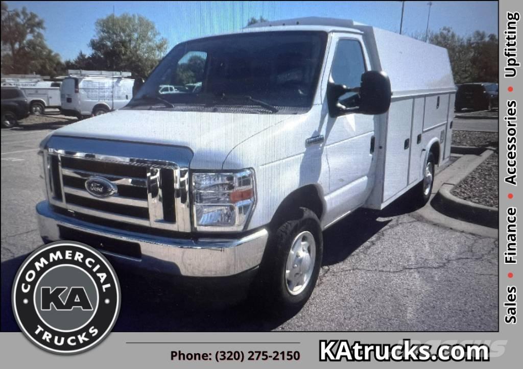 Ford E 350 Econoline Lava-autot