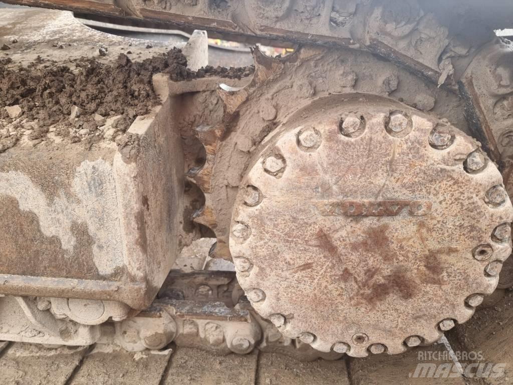 Volvo EC 250 D L Telakaivukoneet