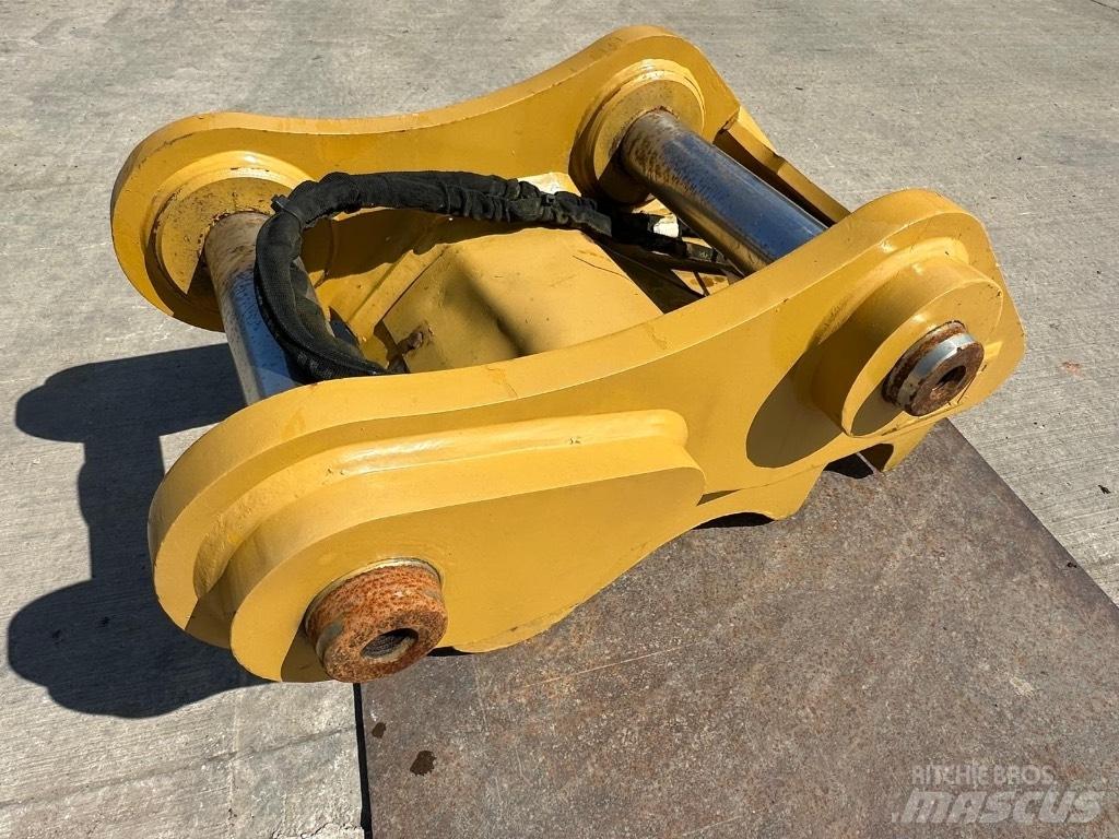 CAT 320 Pikakytkimet