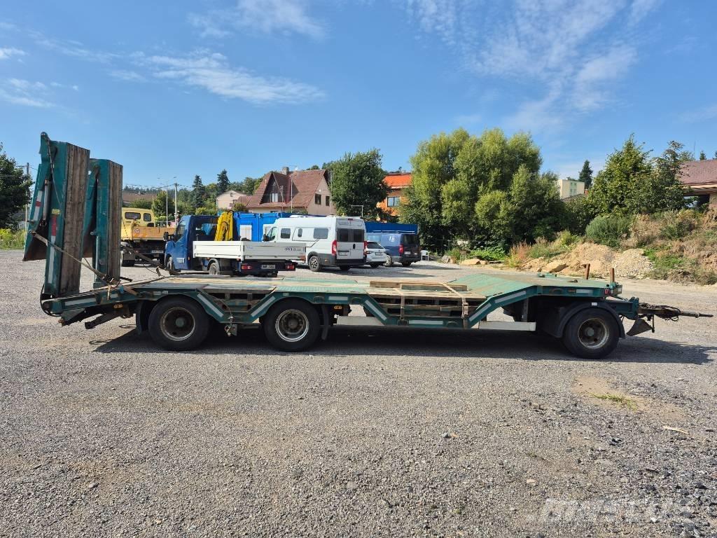 Fliegl DTS 300 Sora- ja kippiperävaunut