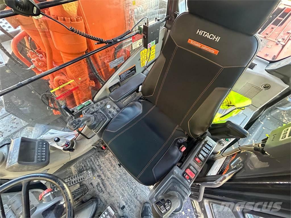 Hitachi ZX 170W-3 Pyöräkaivukoneet