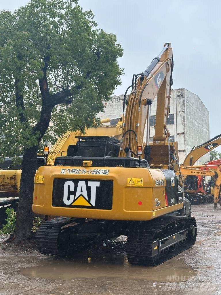 CAT CAT324D Midikaivukoneet 7t - 12t