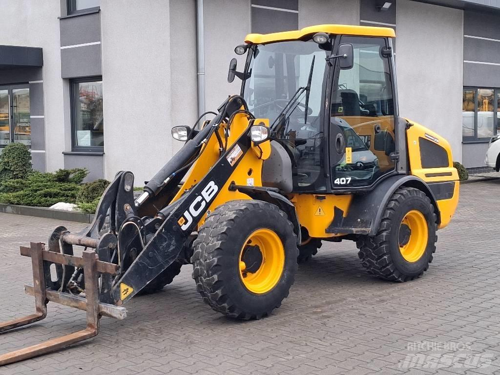 JCB 407 Pyöräkuormaajat