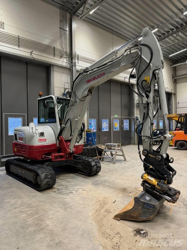 Takeuchi TB 260 Minikaivukoneet < 7t