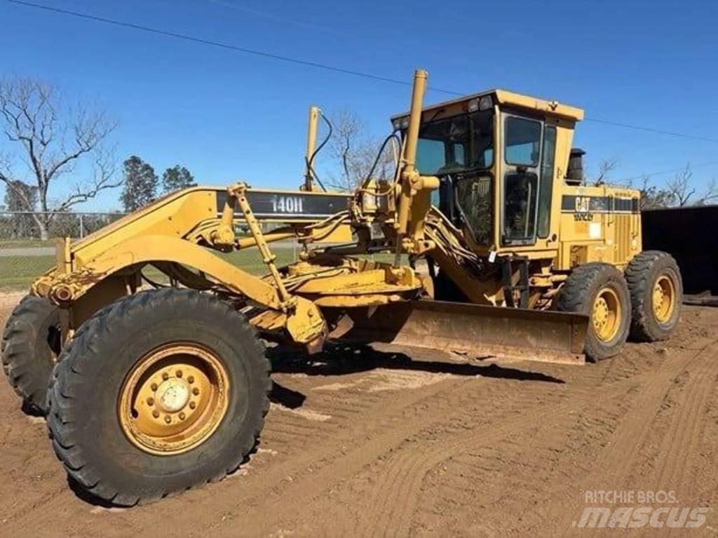 CAT 140H Tiehöylät