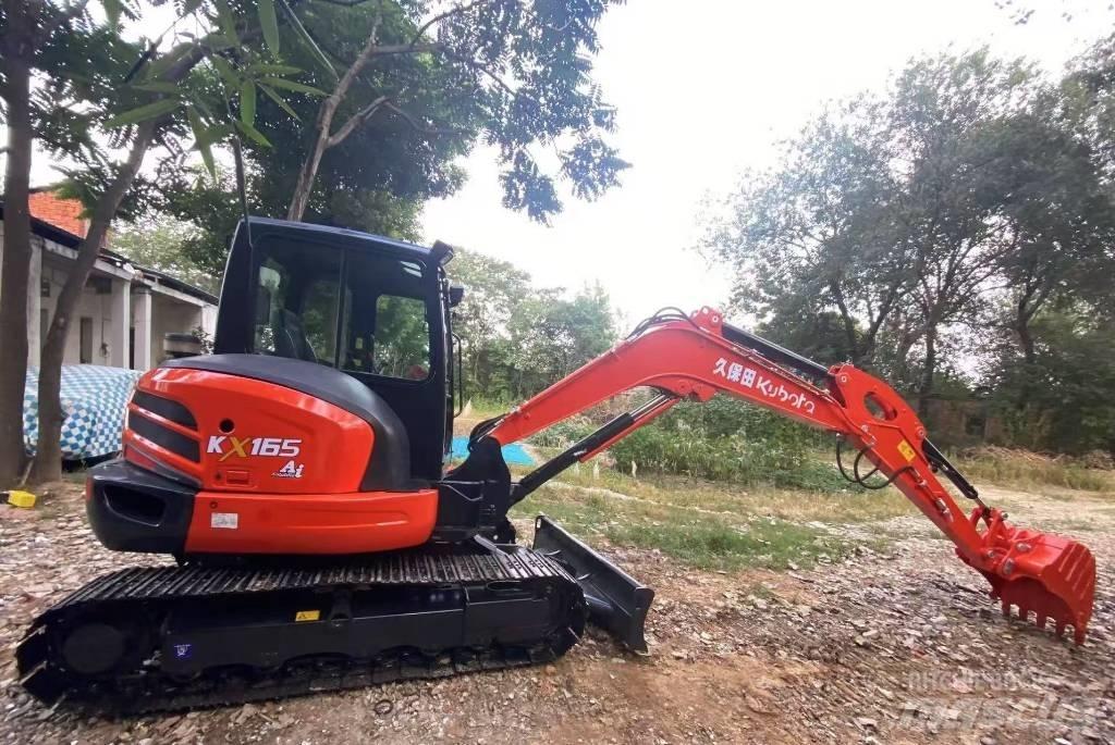 Kubota 165 Telakaivukoneet