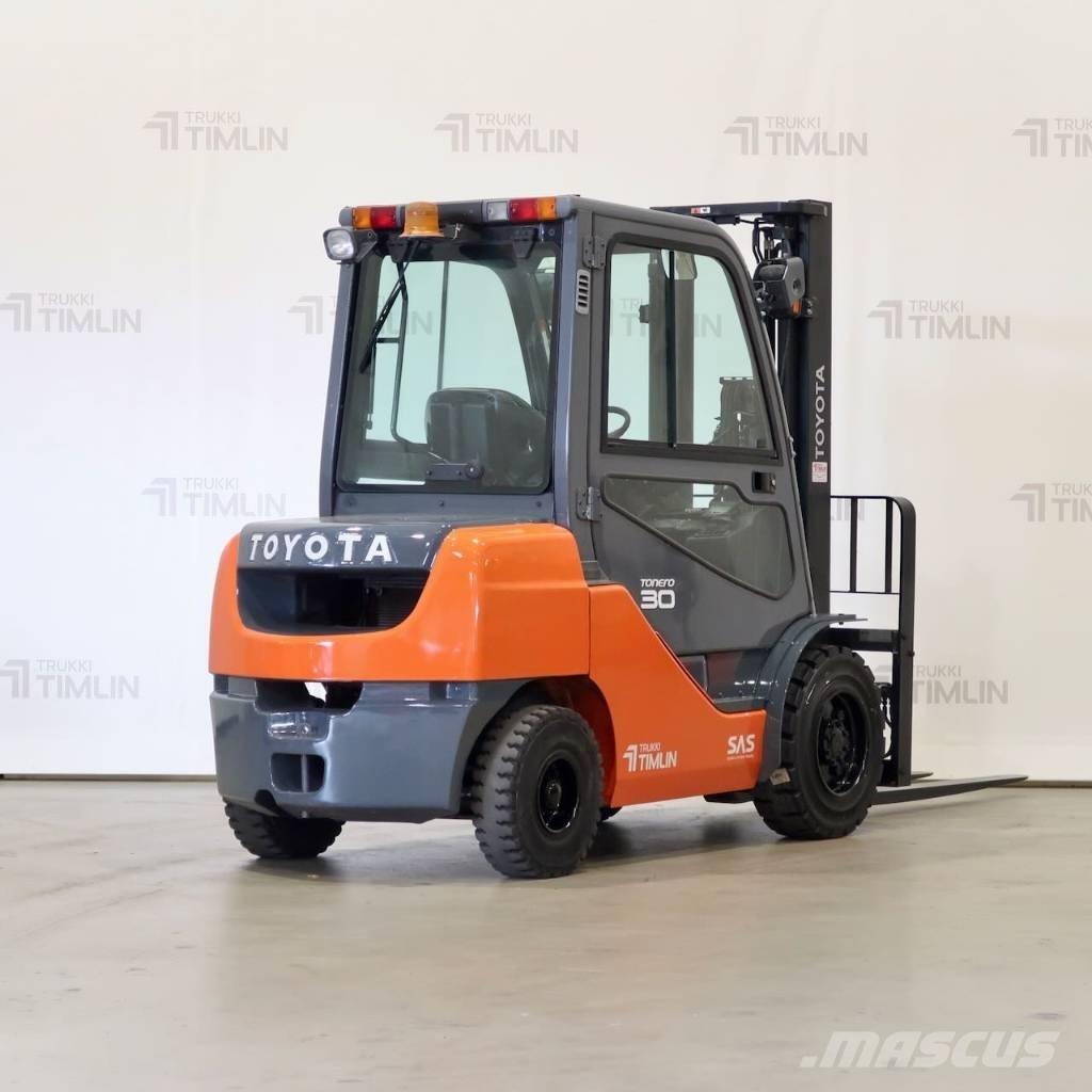 Toyota 02-8FDF30 Dieseltrukit
