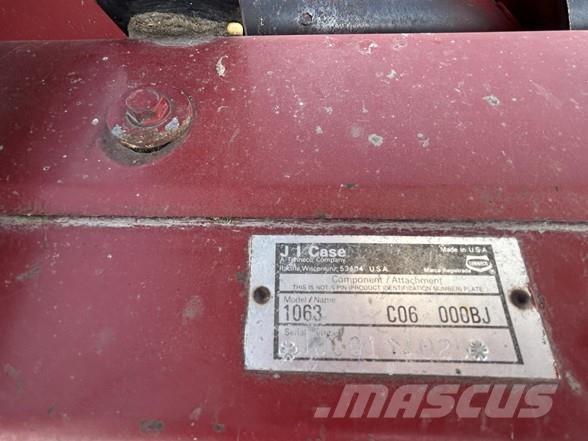 Case IH 1063 Leikkuupöydät