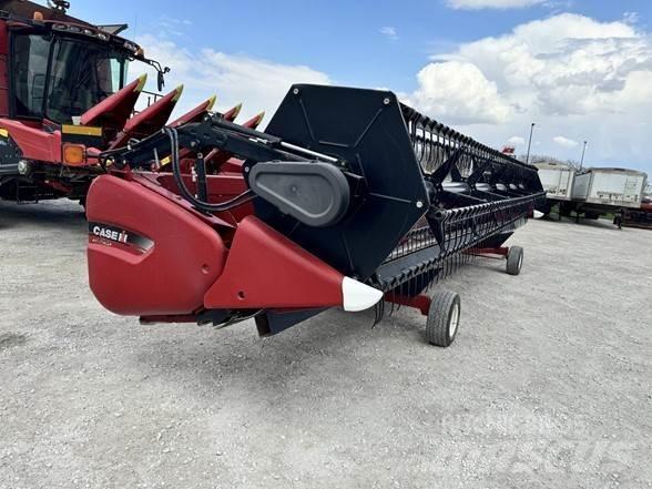 Case IH 3020 Leikkuupöydät