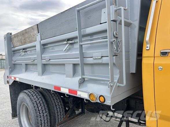 Ford F800 Sora- ja kippiautot