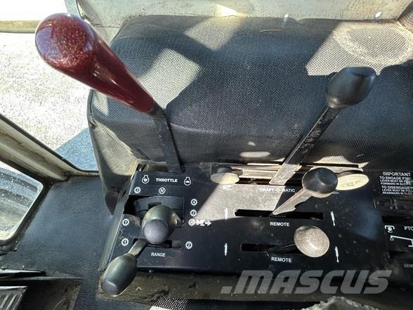 J I Case 1175 Traktorit