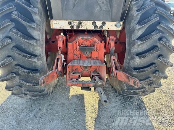 J I Case 2390 Traktorit