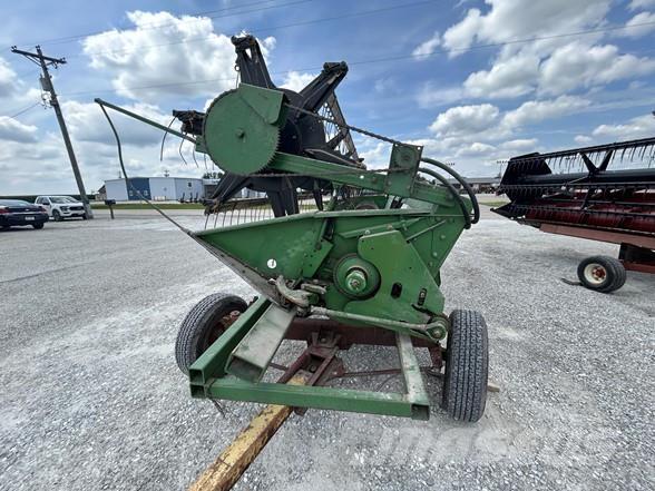 John Deere 220 Leikkuupöydät