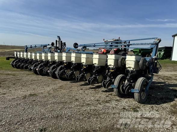 Kinze 3600 Istutuskoneet