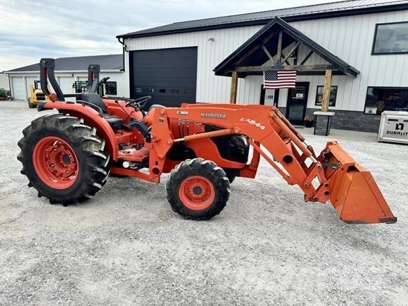 Kubota MX5100D Traktorit