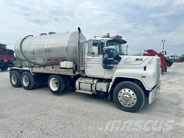 Mack RS600L Muut koneet