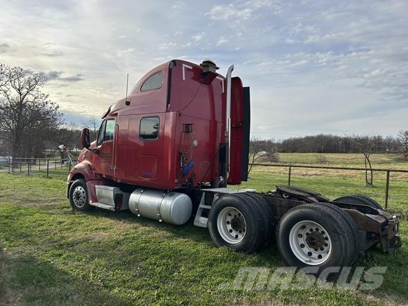 Peterbilt 387 Vetopöytäautot