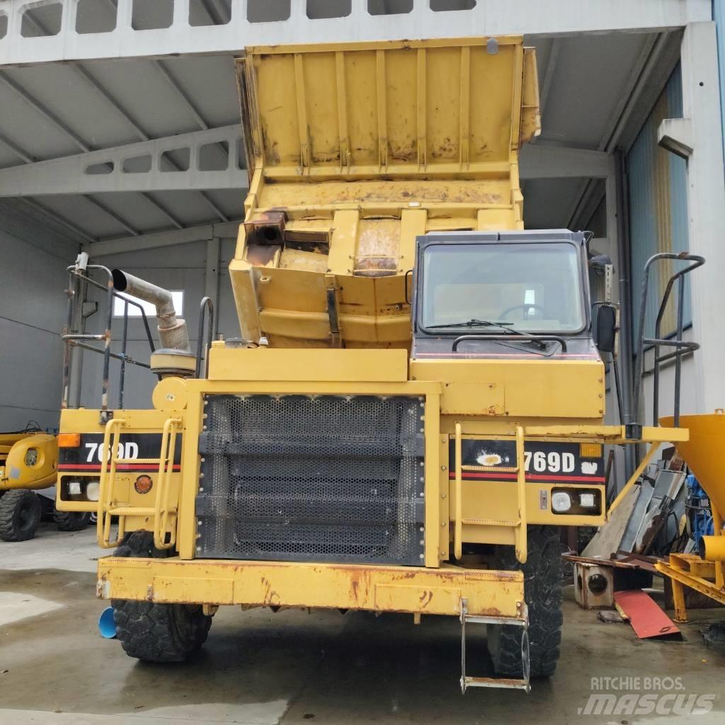 CAT 769 D Maansiirtoautot