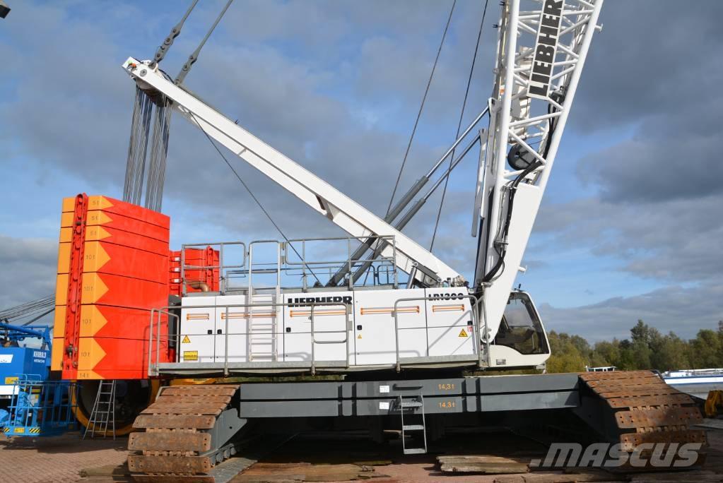 Liebherr LR 1300 SX Tela-alustaiset nosturit
