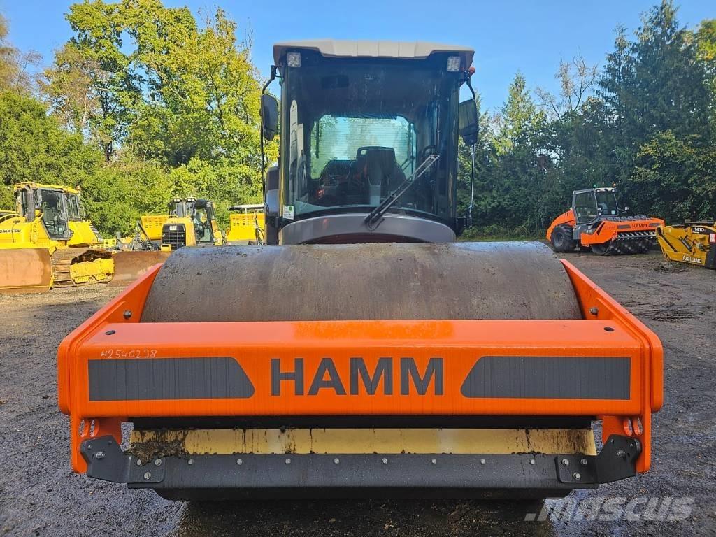Hamm HC130I Yksivalssijyrät