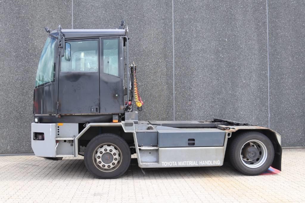 Kalmar TR 618 i Terminaalitraktorit