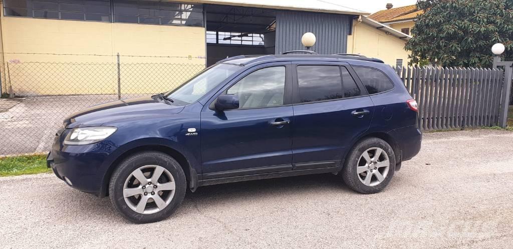 Hyundai SANTA FE Henkilöautot