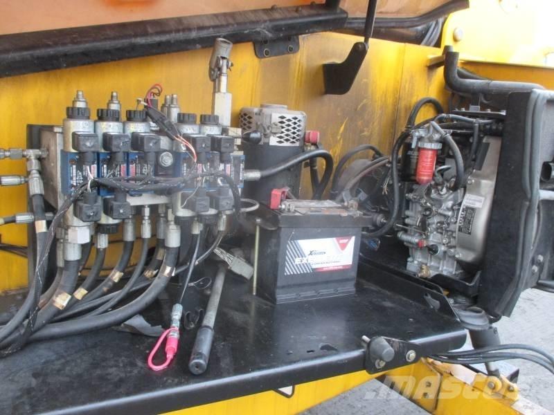 JLG M 600 JP Teleskooppipuominostimet