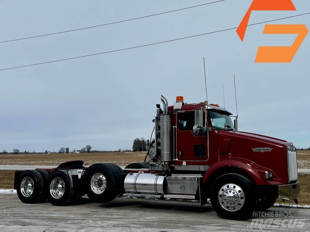 Kenworth T 800 Vetopöytäautot