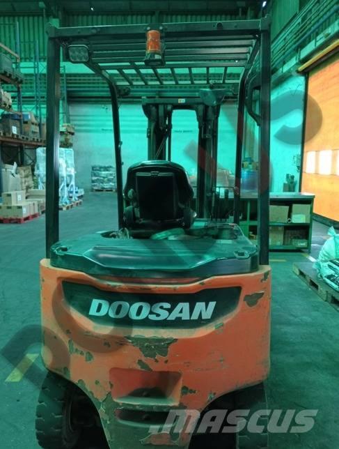 Doosan B 30 X-7 Sähkötrukit
