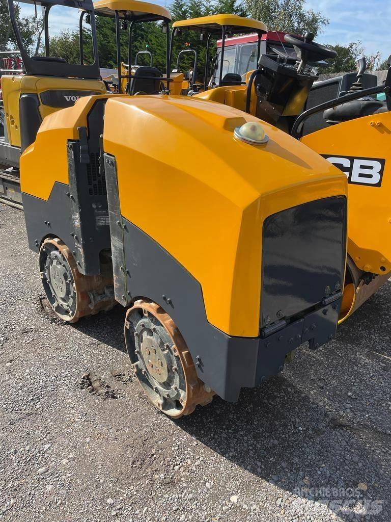 Ammann ARR 1575 Tiivistyskoneet