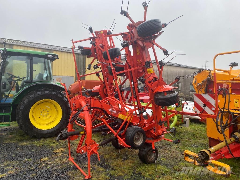 Kuhn GF8702 Pöyhimet ja haravat