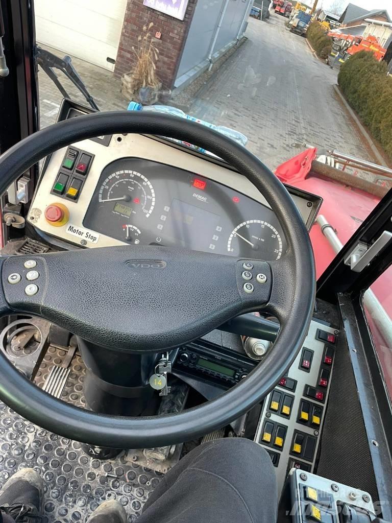 Demag AC 60 City Mobiilinosturit