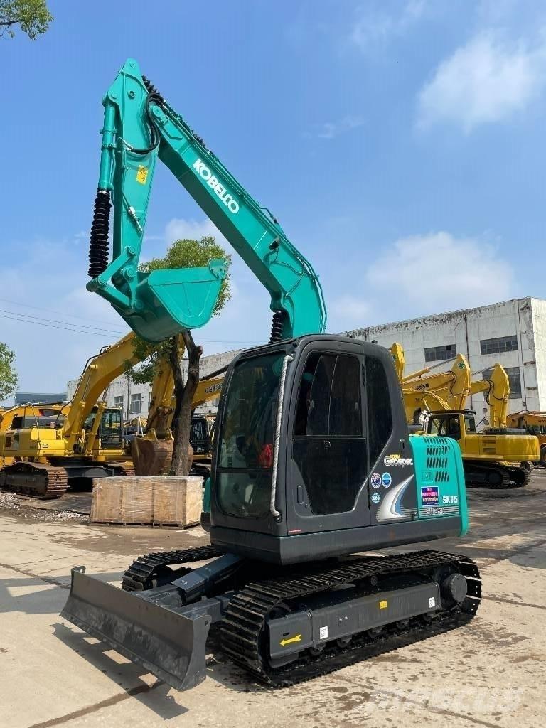 Kobelco SK 75 Minikaivukoneet < 7t