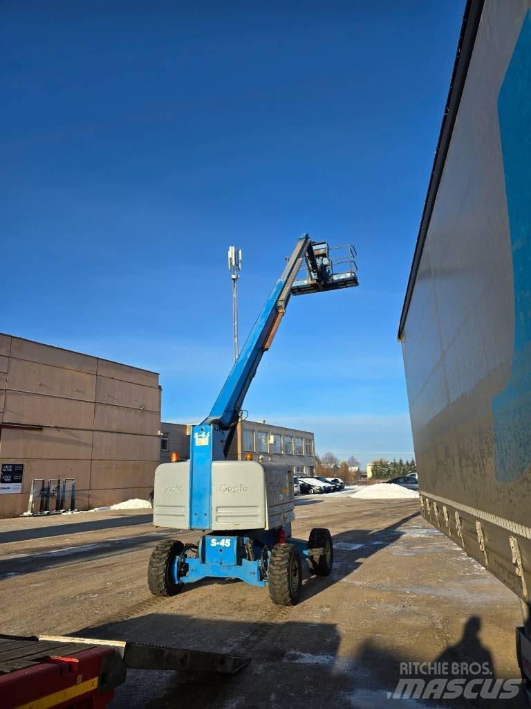 Genie S 45 Teleskooppipuominostimet