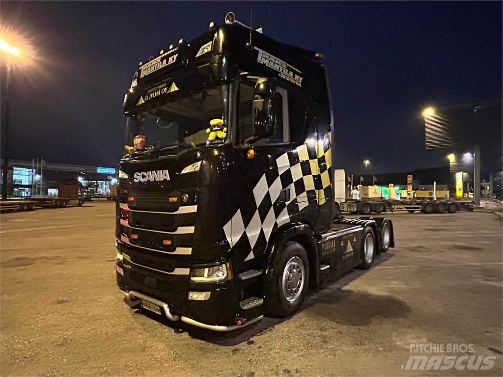 Scania S 540 Vetopöytäautot