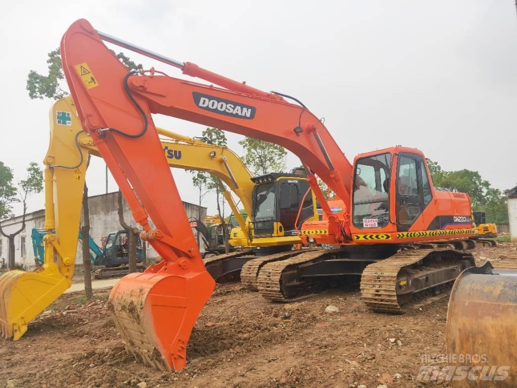 Doosan DH220LC-7 Telakaivukoneet