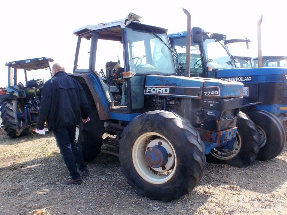 Ford 7740 Traktorit