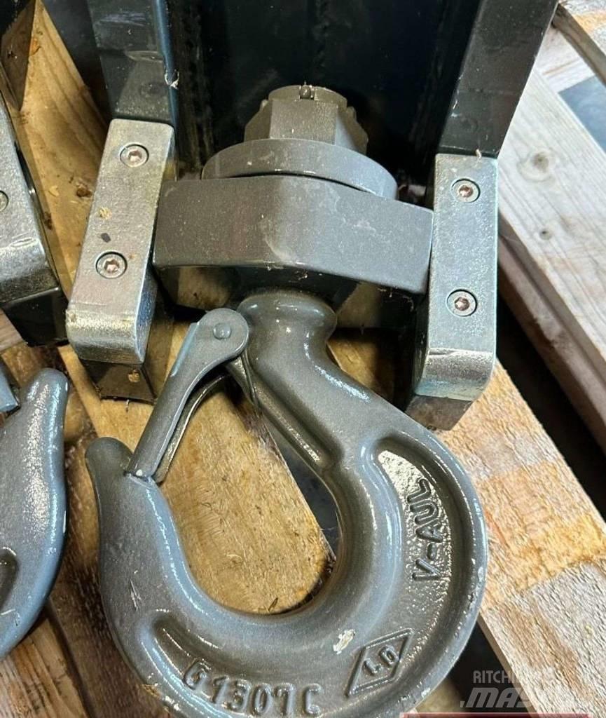 Merlo crane hook Mastot