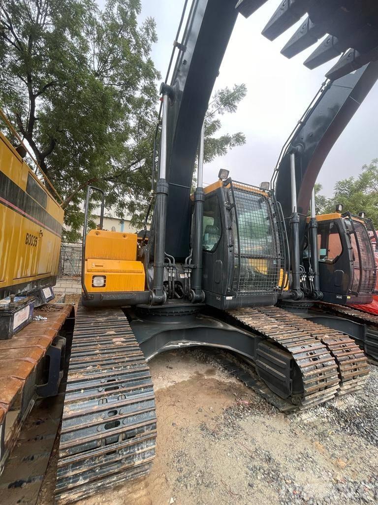 Hyundai R210 Telakaivukoneet
